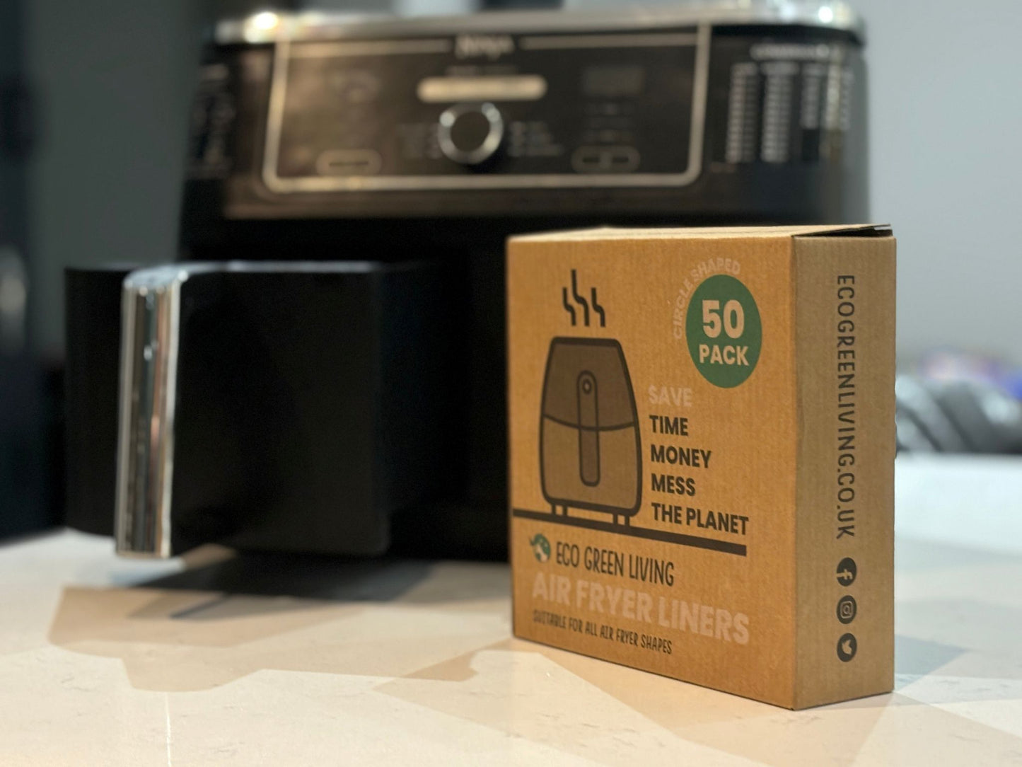Foil x 2, 10m x 30cm Parchment Paper x 2, 20m x 30cm Air Fryer Liners x 2 50 Papers